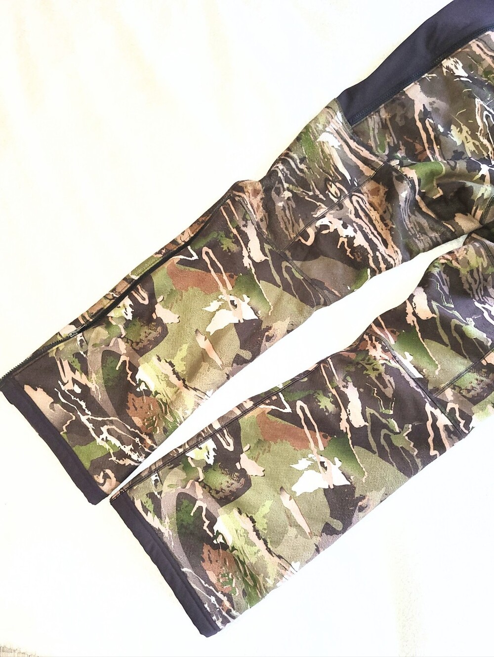 NWOT Women's Under Armour Realtree Camo Insulated Fleece Hunting Bibs Large - Picture 12 of 15